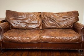 6 Vị Trí Trên Sofa Dễ Xuống Cấp Nhất Theo Thời Gian